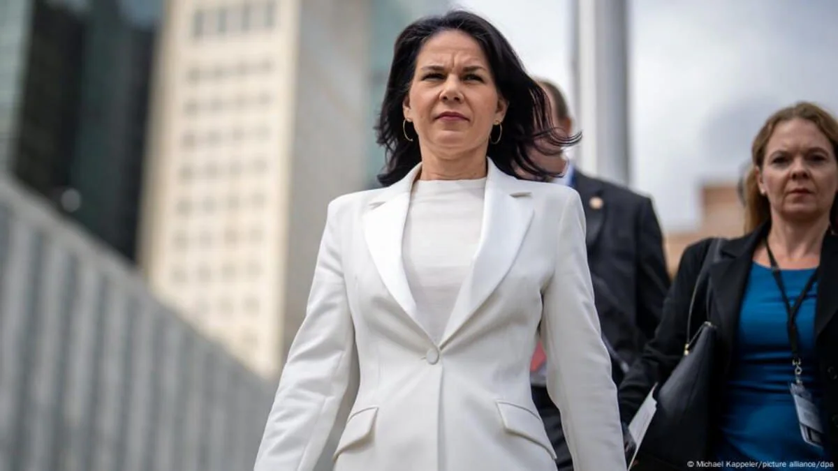 annalena baerbock kinder adoptiert