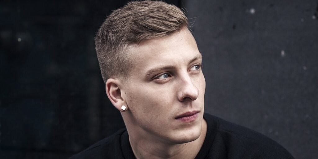 felix lobrecht ausbildung