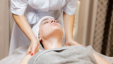 Wohlfühlfaktor steigern: Wie die richtige Kosmetikliege Ihre Kunden begeistert