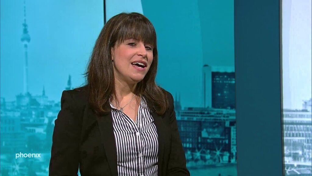 julia reuschenbach blind